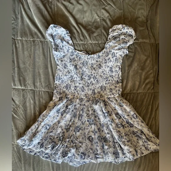 Hollister Sofia Drop-Waist Bubble Skort Dress White & Blue Floral Large - Picture 4 of 11